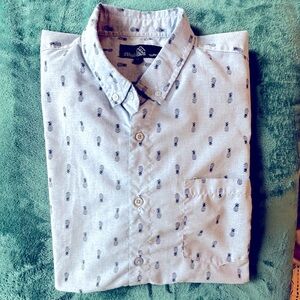 Molokai Surf Co. Short Sleeve Blue Pineapple Button Down Size XL